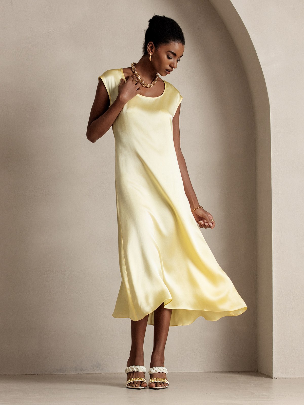 [Light Yellow] SilkSilky-CA 19Momme Silk Cap Sleeve Round Neck Dress 004