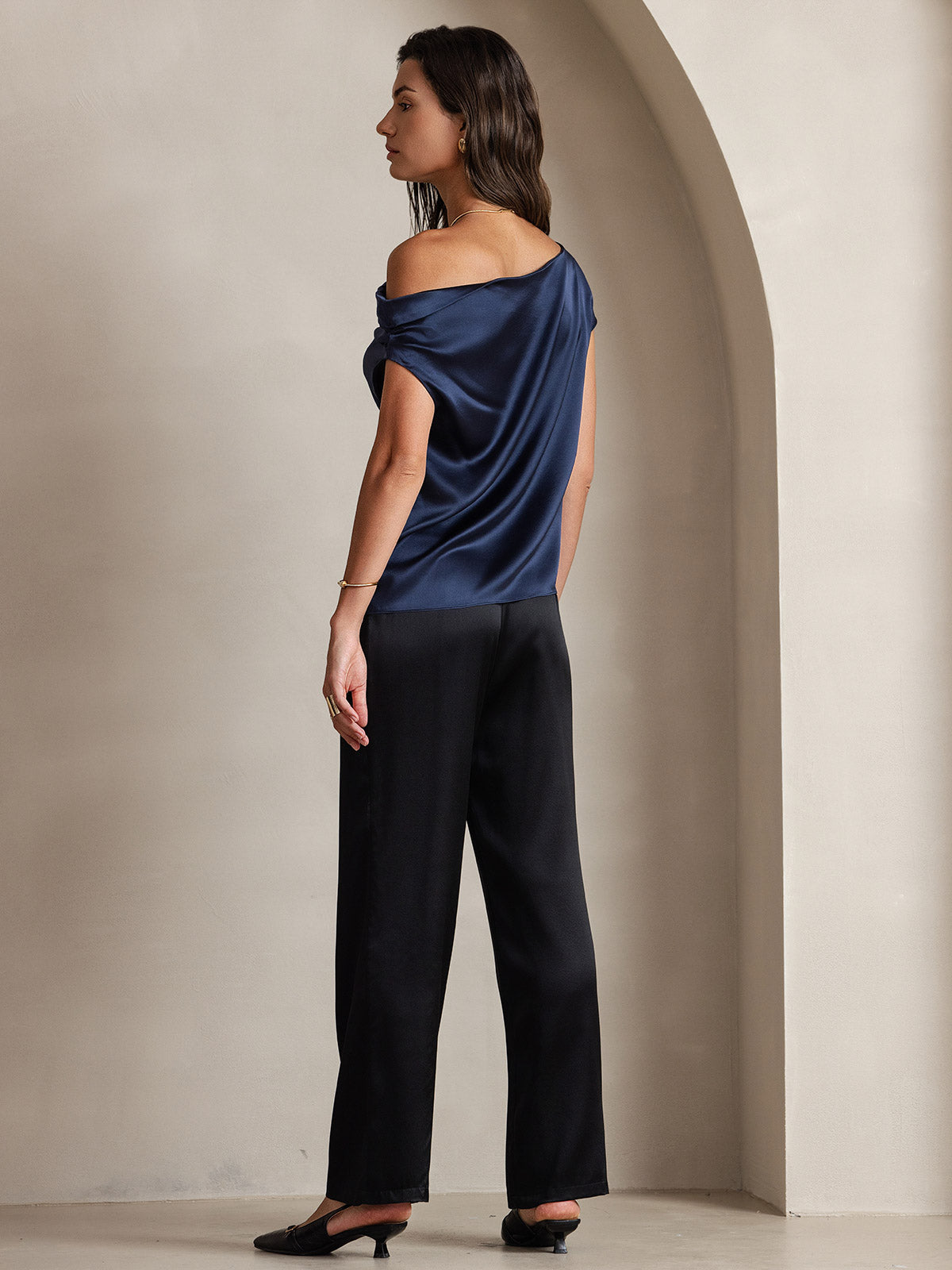 [Dark Blue] SilkSilky-CA 19Momme Silk One Shoulder Women's T-Shirt 002