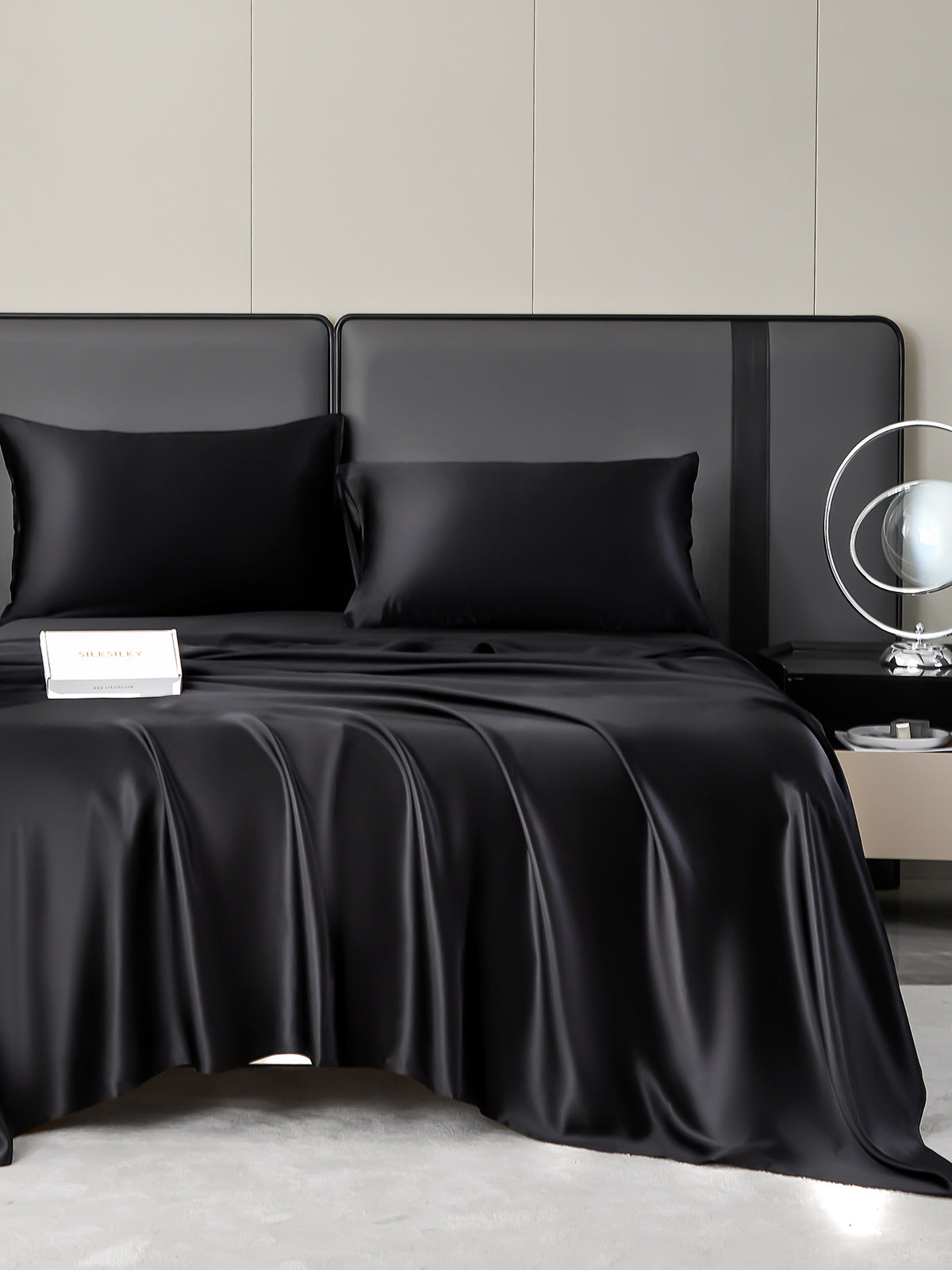 SilkSilky CA 19Momme Pure Silk Bedding Set Black 001