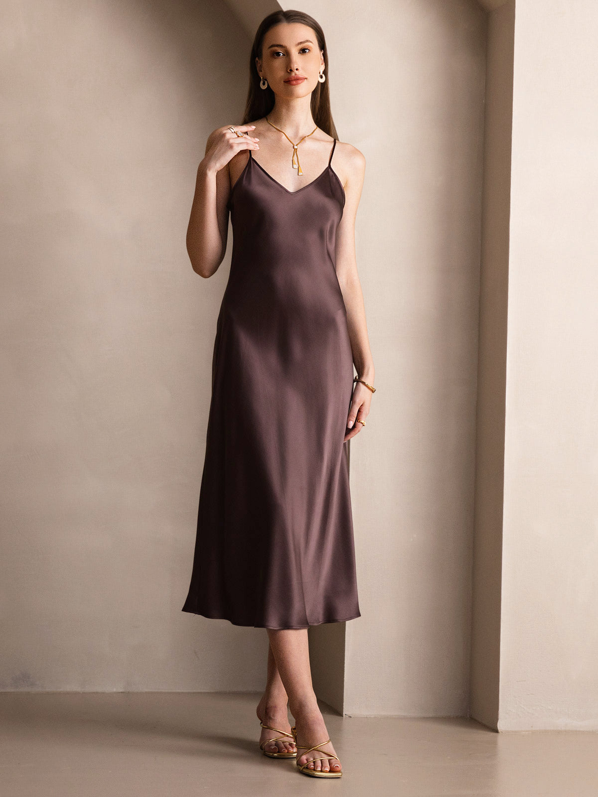 [Coffee] SilkSilky-CA Pure Silk Round Neck Dress 005