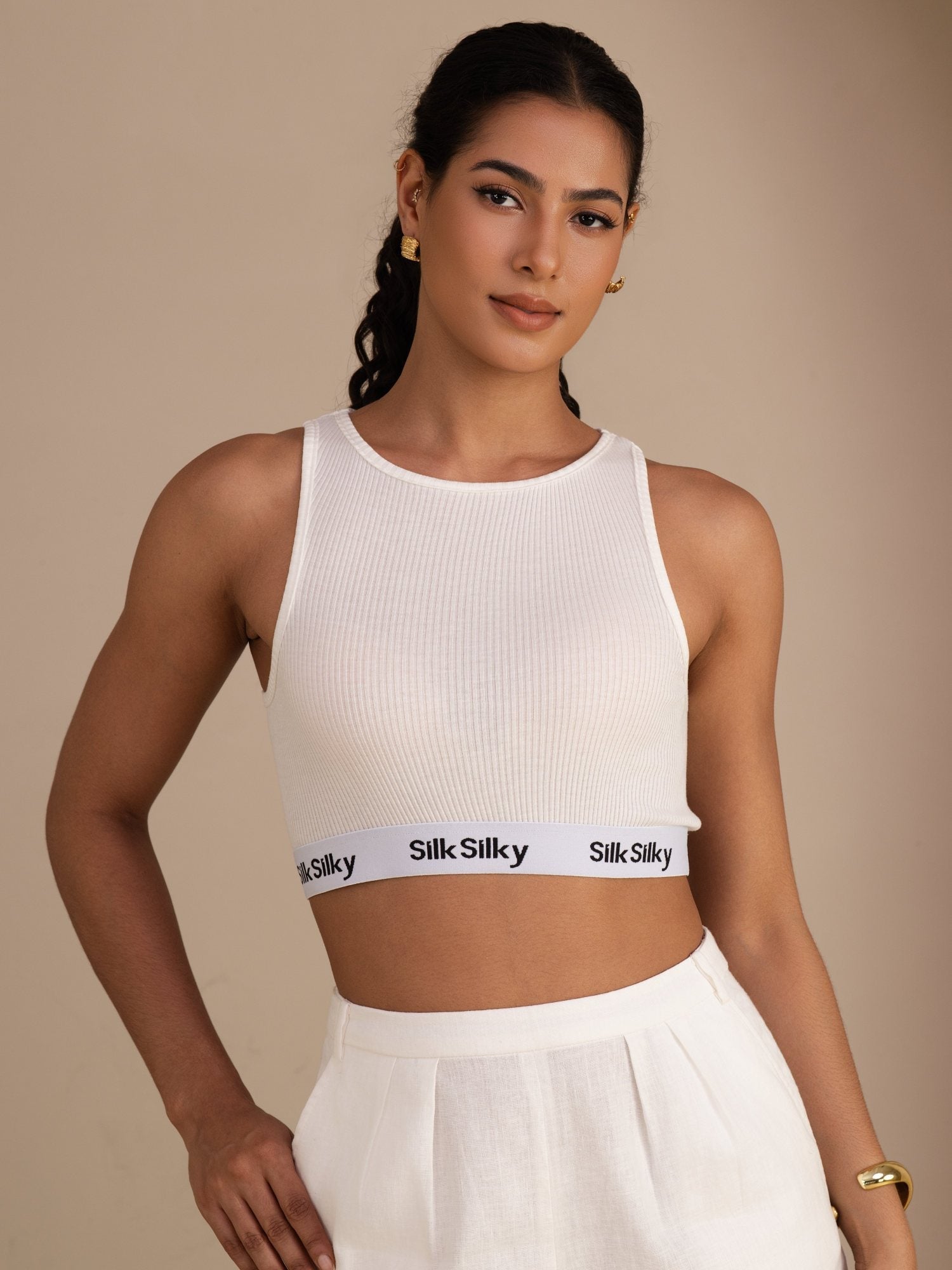 [White] SilkSilky-CA Sleeveless Crew Neck Camisole 001