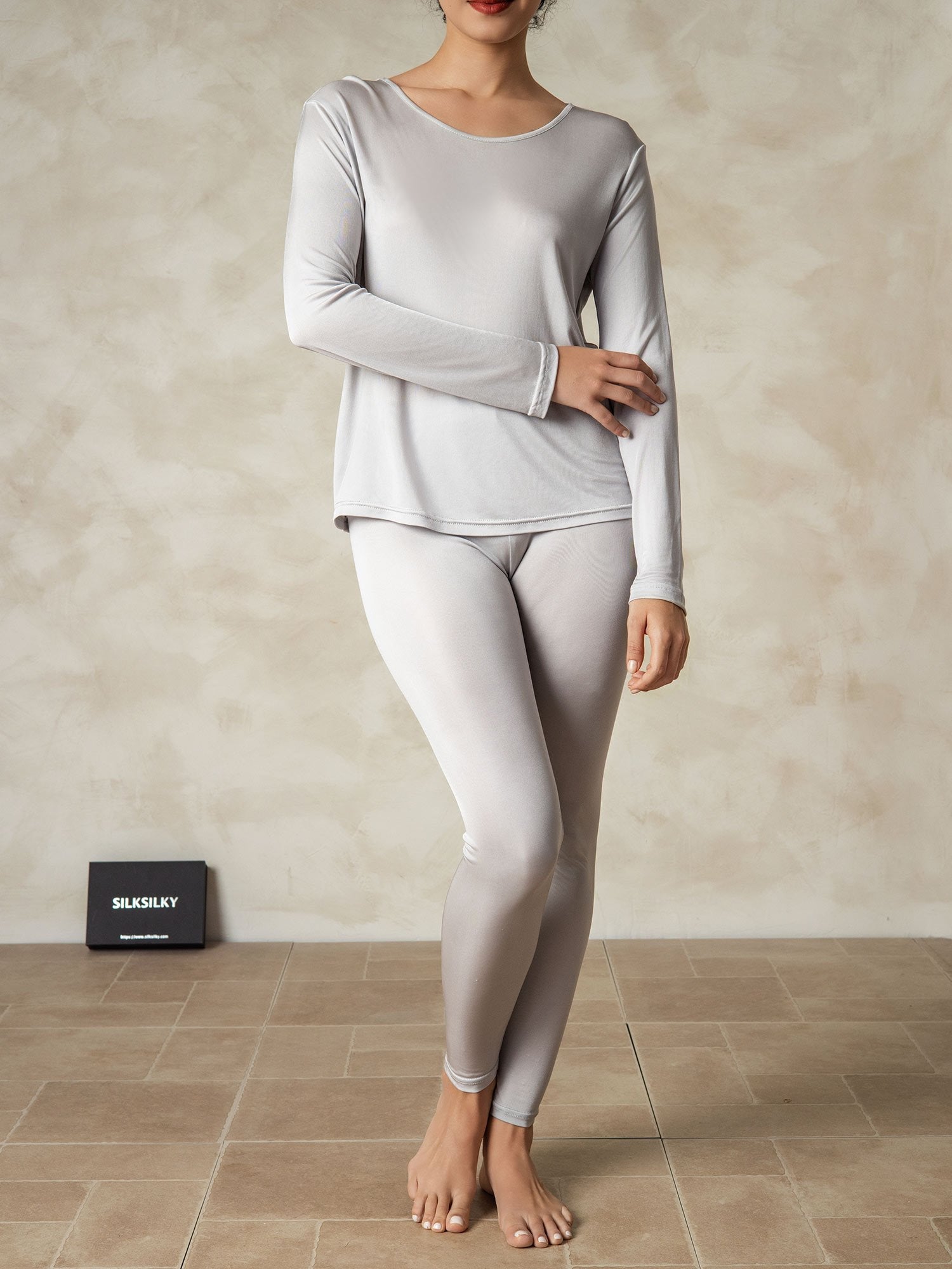 [Silver] SilkSilky-CA Silk Knitted Round Neck Long Johns 003