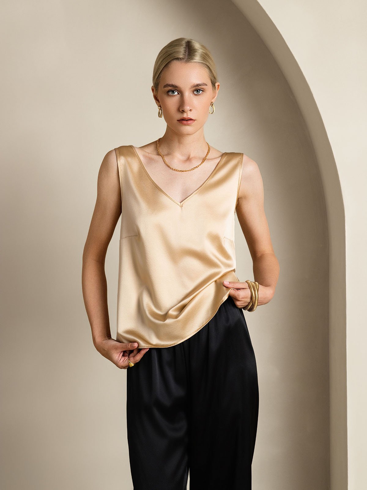 SilkSilky-CA 19Momme Silk V Neck Camisole Champagne 004