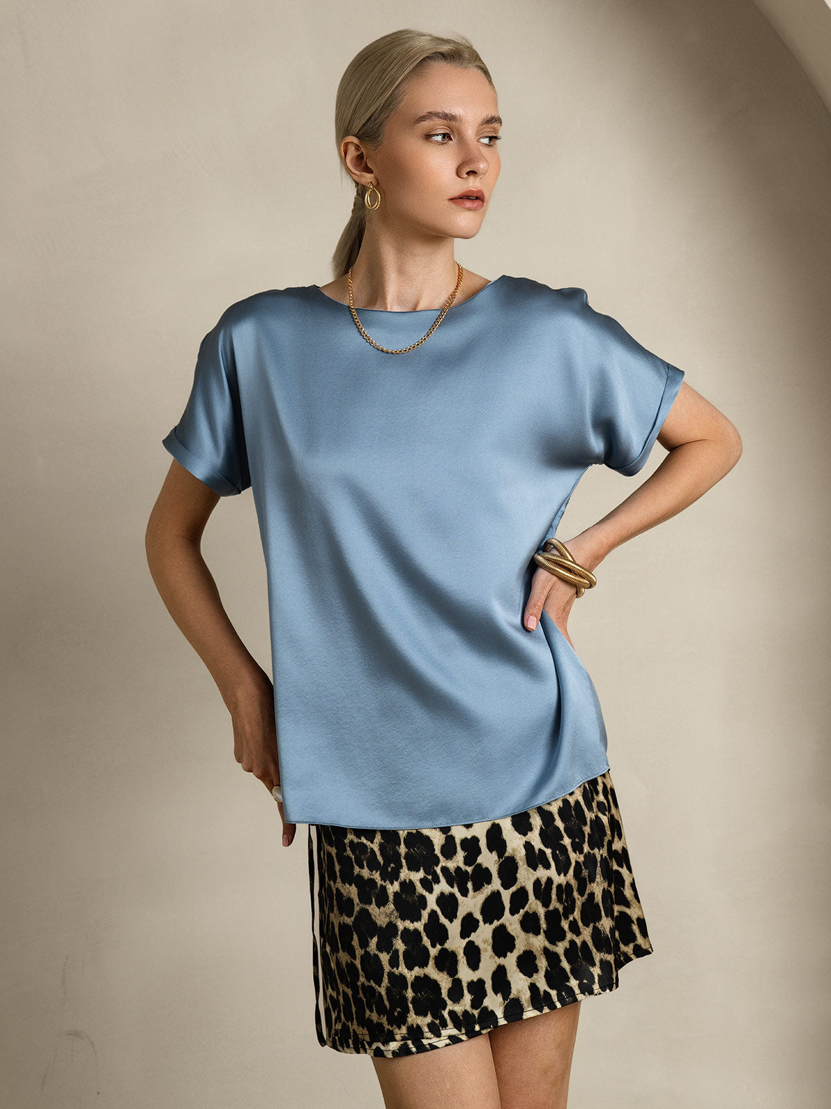 [Grayish Blue] SilkSilky-CA 19Momme Silk Round Neck Women's T-Shirt 004