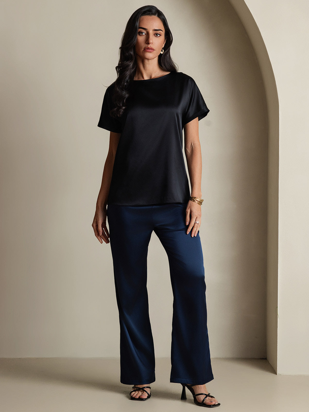 [Black] SilkSilky-CA 19Momme Silk Round Neck Women's T-Shirt 006,