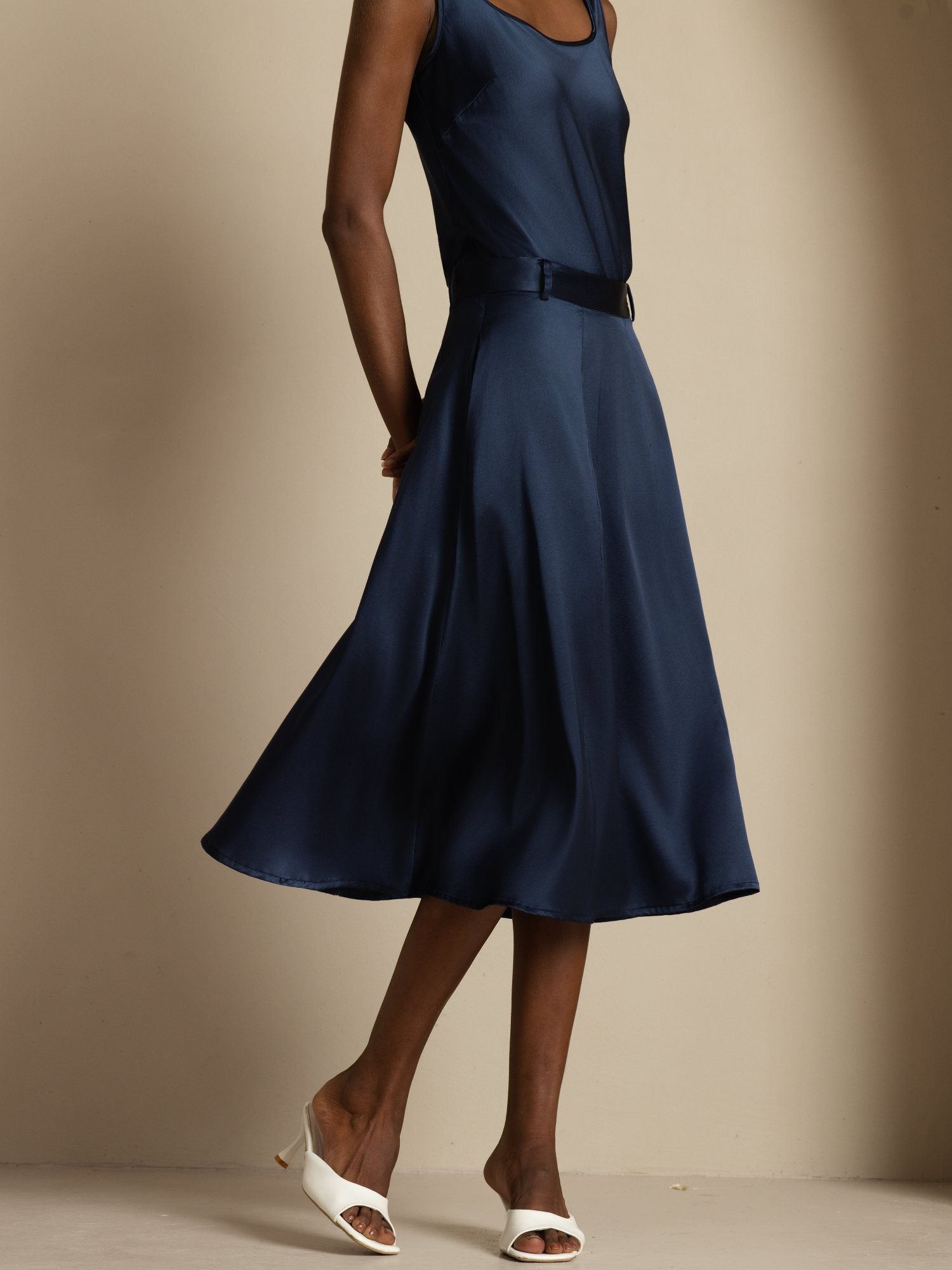 [DarkBlue] SilkSilky-CA 19Momme Silk Skirt 004