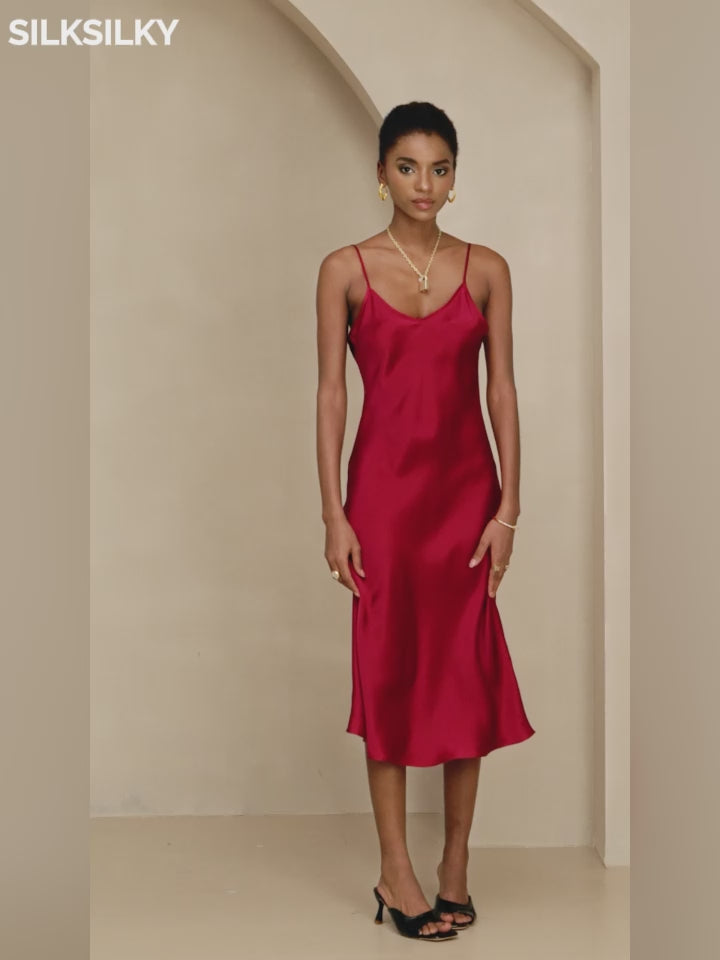 SilkSilky-CA-Pure-Silk-Deep-V-Neck-Dress-video-001